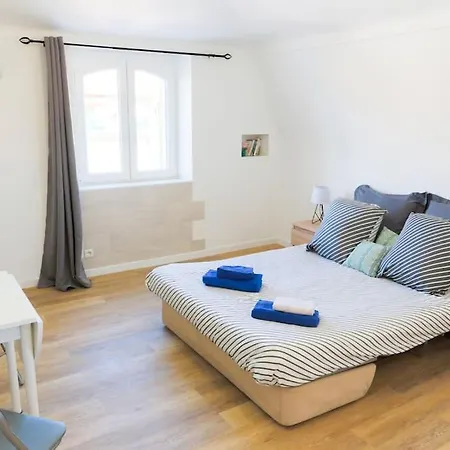 #36 Liberte, 5 Minutes De La Plage/ac Apartment Nice