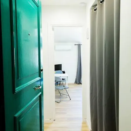 아파트 #36 Liberte, 5 Minutes De La Plage/ac